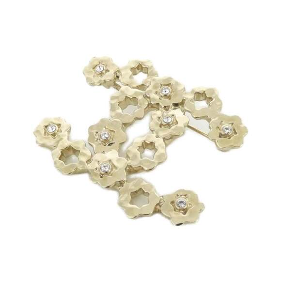 CHANEL White Brooch